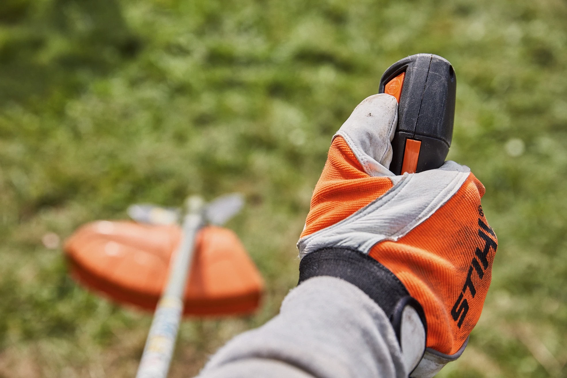 Stihl FS 131 Röjsåg 4 Stihl FS 131 Röjsåg - Afbeelding 2