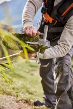 Stihl FS131 Röjpaket -Leek winkel 09e1d9e6 e363 48d8 ab21 2d3ac8da2026